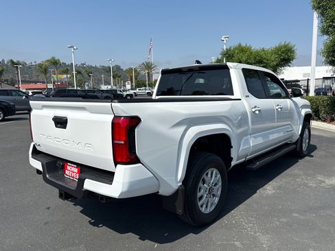 New 2026 Toyota Tacoma SR5 AWD/4WD image 11