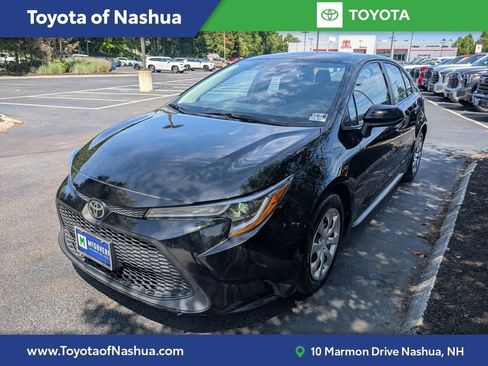 Used 2020 Toyota Corolla LE FWD image 1