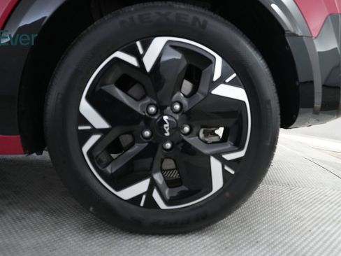 Used 2023 Kia Niro Wind FWD image 9