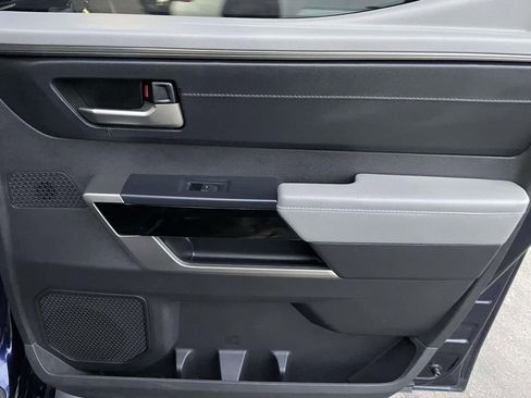 Used 2025 Toyota Tundra Limited image 43