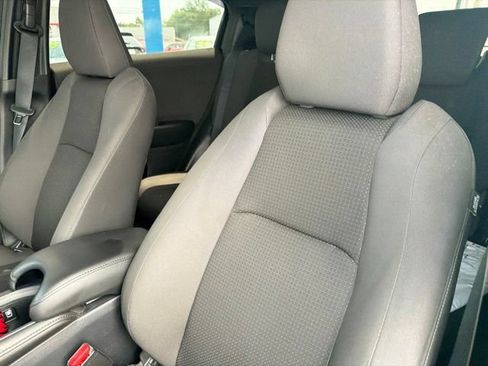 Used 2021 Honda HR-V Sport image 14