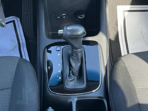 Used 2018 Kia Forte LX image 14