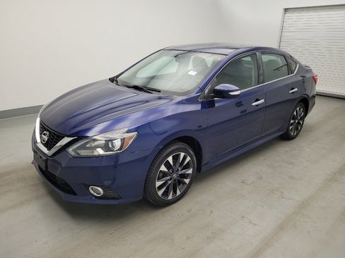 Used 2017 Nissan Sentra SR w/ SR Premium Technology Package FWD image 2