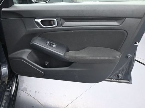 Used 2023 Honda Civic LX image 13