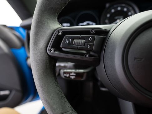 Used 2023 Porsche 911 Carrera GTS image 20