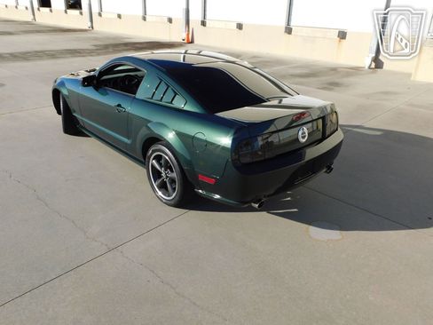 Used 2008 Ford Mustang Bullitt RWD image 24