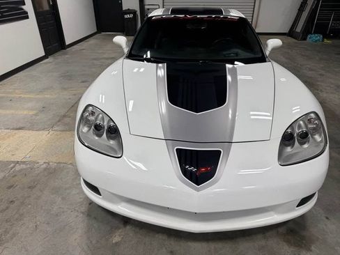 Used 2011 Chevrolet Corvette Coupe w/ Preferred Equipment Group image 3