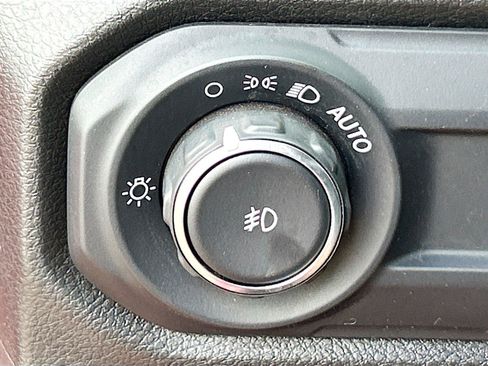 Used 2024 Jeep Wrangler Unlimited Sport AWD/4WD image 32