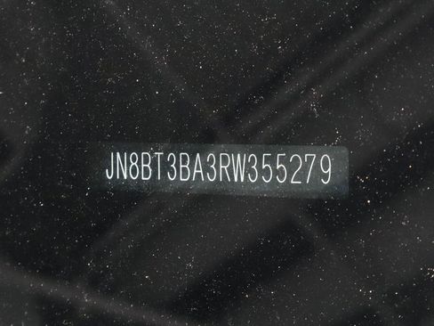 Certified 2024 Nissan Rogue SV image 33