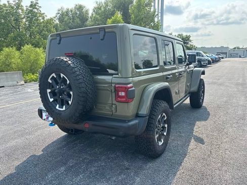 Used 2025 Jeep Wrangler Unlimited Rubicon 4xe AWD/4WD image 10