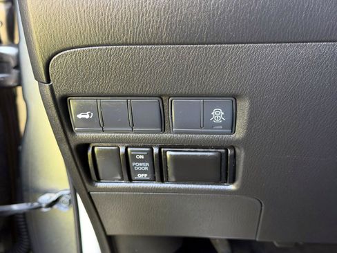 Used 2020 Nissan Armada SL RWD image 18
