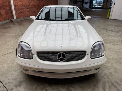 Used 2004 Mercedes-Benz SLK 230 image 8