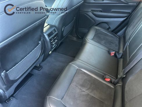 Used 2024 Jeep Grand Cherokee Altitude AWD/4WD image 13