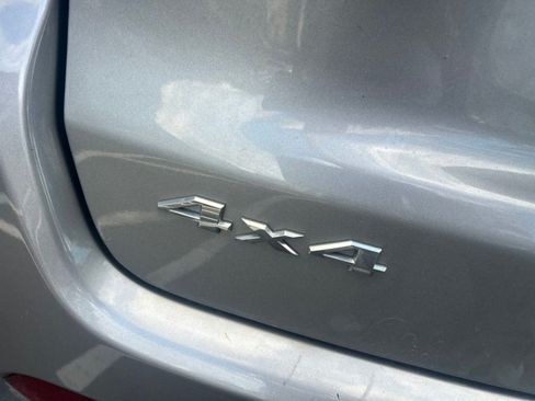 Used 2019 Jeep Compass Latitude AWD/4WD image 8
