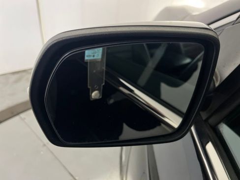 Used 2019 Ford Edge SEL w/ Equipment Group 201A AWD/4WD image 38