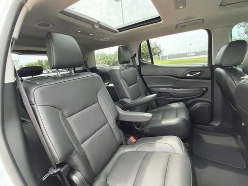Used 2017 GMC Acadia SLT FWD image 40