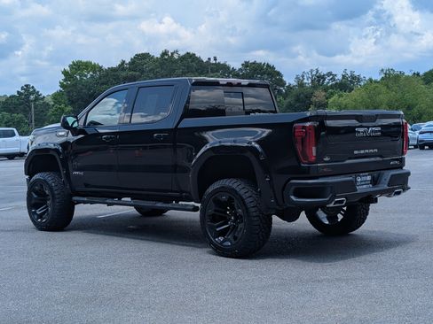 Used 2021 GMC Sierra 1500 AT4 w/ AT4 Premium Package AWD/4WD image 7