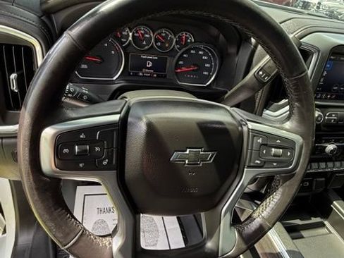 Used 2022 Chevrolet Silverado 2500 LTZ w/ LTZ Plus Package AWD/4WD image 9