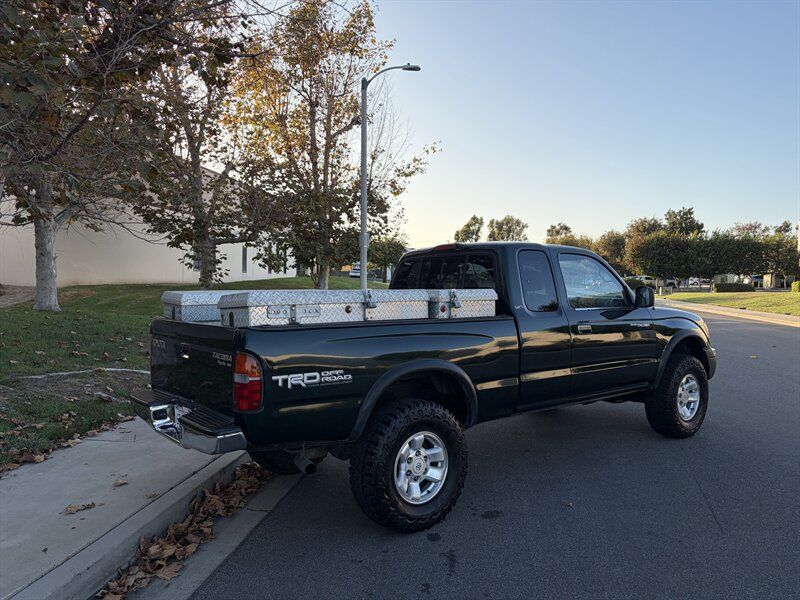Used 2000 Toyota Tacoma PreRunner RWD image 4