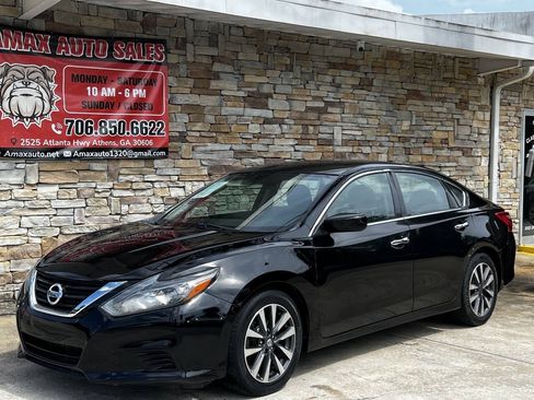 Used 2017 Nissan Altima 2.5 SV FWD image 2