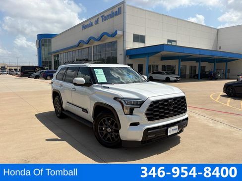 Used 2024 Toyota Sequoia Platinum AWD/4WD image 1