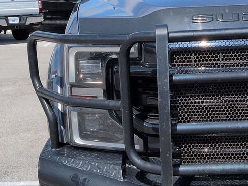 Certified 2021 Ford F250 Lariat AWD/4WD image 10