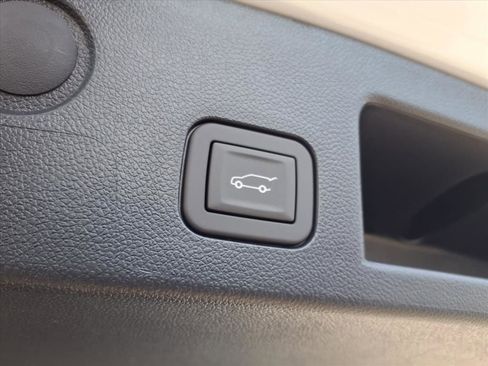 New 2026 Chevrolet Equinox LT AWD/4WD image 24