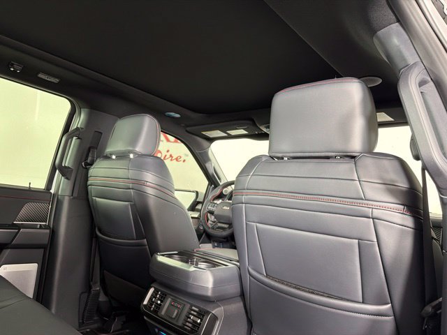 Used 2026 Ford F150 Raptor AWD/4WD image 38
