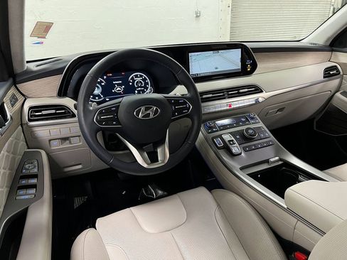 Used 2022 Hyundai Palisade Calligraphy w/ Cargo Package image 9