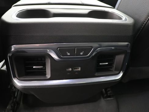 Used 2024 GMC Sierra 1500 Denali w/ Denali Reserve Package AWD/4WD image 20