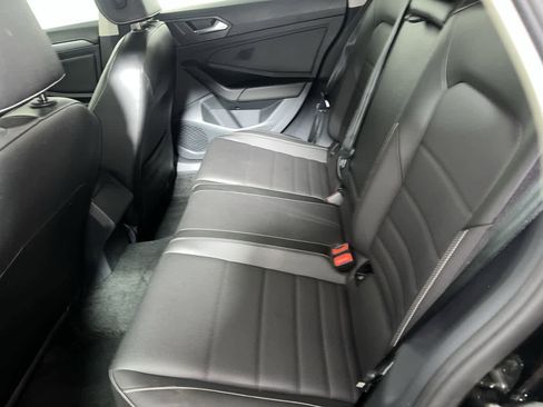 Used 2024 Volkswagen Jetta SE image 27