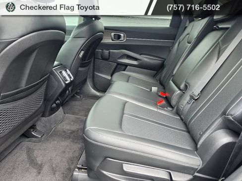 Used 2022 Kia Sorento S w/ Panoramic Sunroof Package AWD/4WD image 24