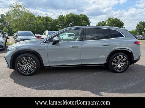 Certified 2023 Mercedes-Benz EQS 580 4MATIC SUV image 9