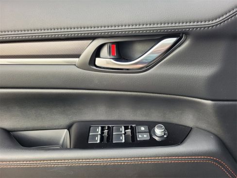 Certified 2025 MAZDA CX-5 Carbon Edition image 23