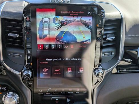 New 2026 Chrysler Pacifica Select image 32