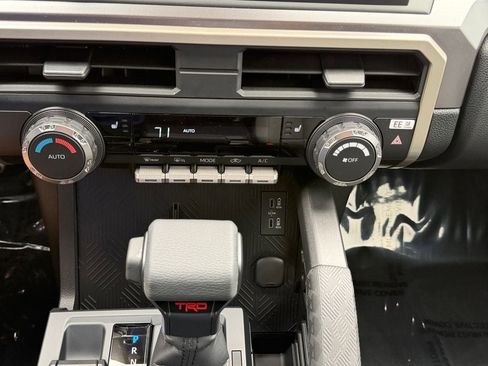 Certified 2025 Toyota Tacoma TRD Sport image 26