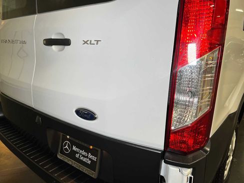 Used 2023 Ford Transit 350 XLT RWD image 16