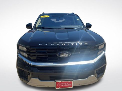 Used 2025 Ford Expedition Platinum AWD/4WD image 9