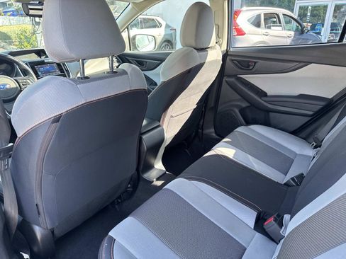 Used 2021 Subaru Crosstrek 2.0i Premium w/ Moonroof Package image 12