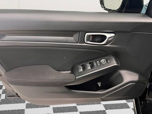 Used 2024 Honda Civic Sport image 13