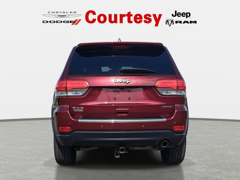Used 2017 Jeep Grand Cherokee Limited image 6