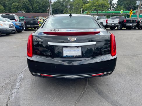 Used 2016 Cadillac XTS Premium AWD/4WD image 4