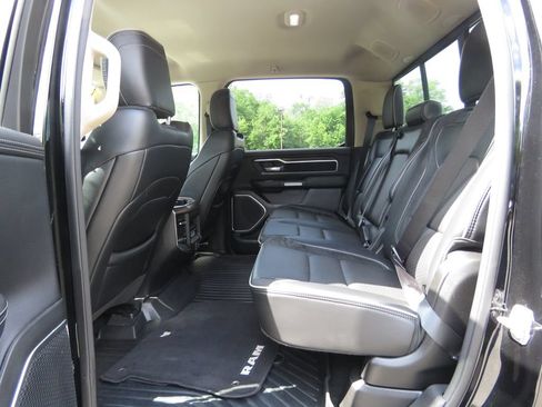 Used 2021 RAM 1500 Laramie AWD/4WD image 19