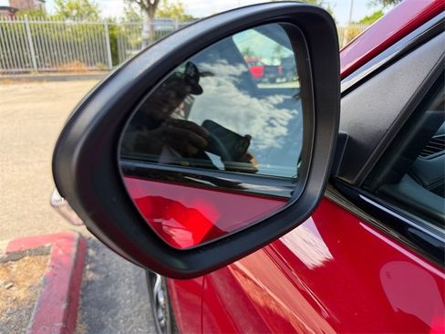 Used 2022 Alfa Romeo Stelvio Veloce image 33