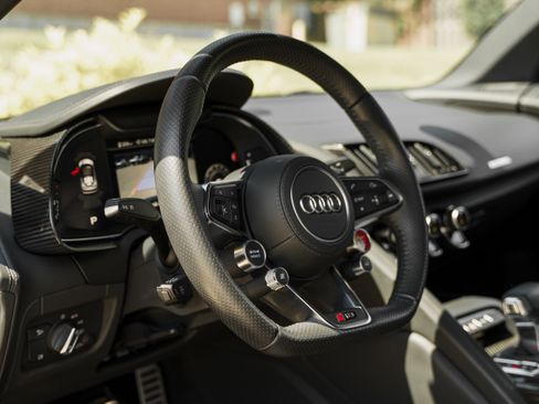 Used 2020 Audi R8 V10 performance AWD/4WD image 10