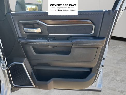 Used 2024 RAM 2500 Laramie image 14