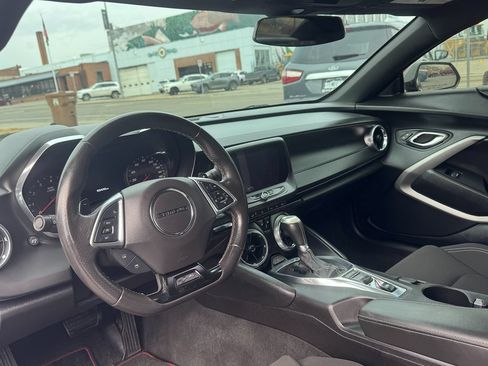 Used 2017 Chevrolet Camaro SS RWD image 30