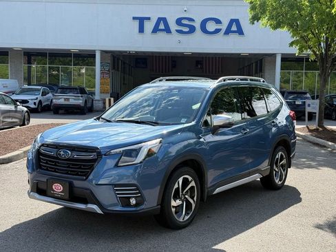 Used 2024 Subaru Forester Touring AWD/4WD image 1
