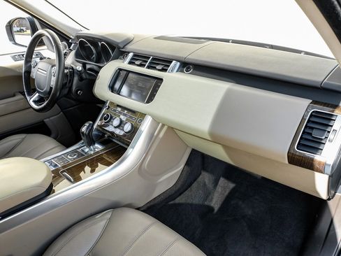 Used 2016 Land Rover Range Rover Sport Supercharged image 12