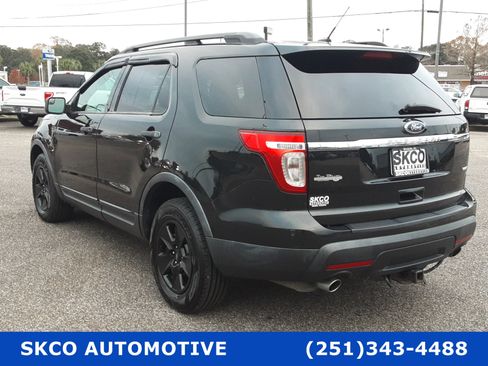 Used 2014 Ford Explorer 4WD image 3
